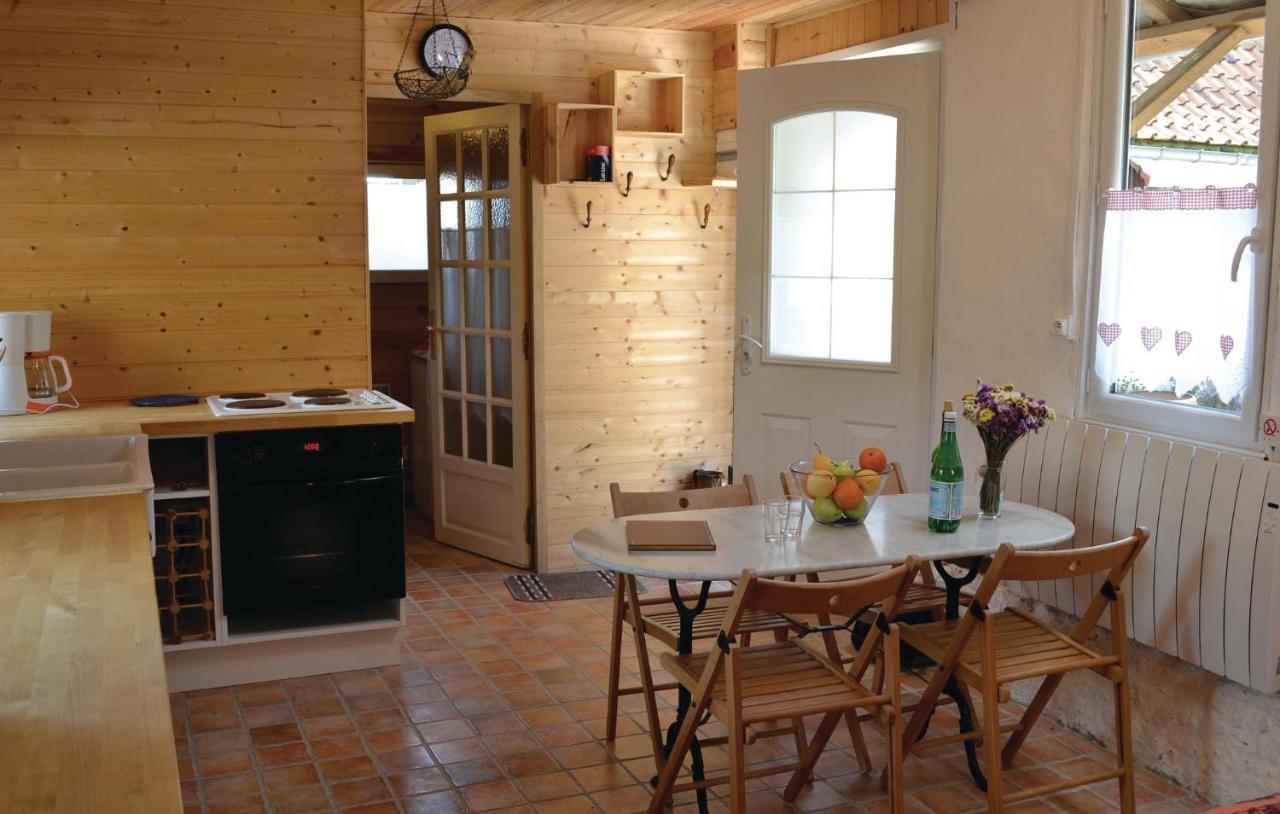 Gorgeous Home In Senlecques With Kitchen Esterno foto